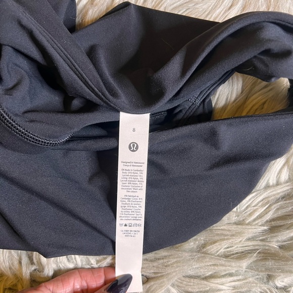 Like new Lululemon asymmetrical set - Picture 9 of 12